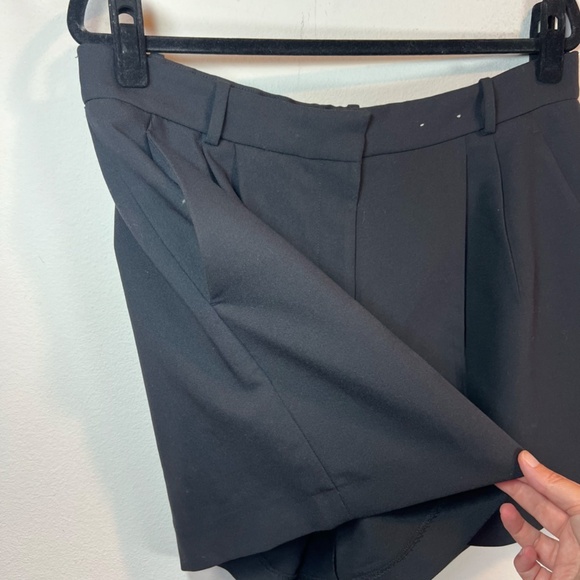 Abercrombie & Fitch Women's Ultra High Rise Curve Love Tailored Shorts Black 32 - Picture 5 of 14